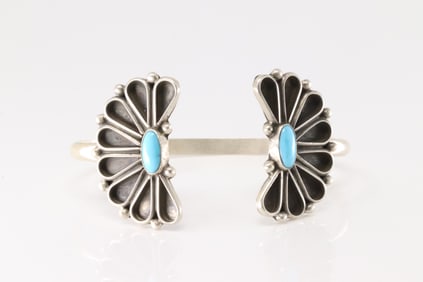 Native American Navajo Sterling Silver Kingman Turquoise Bracelet By Geraldine James.