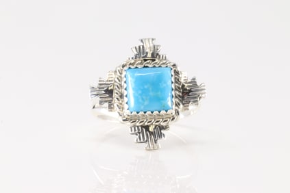 Native America Navajo Sterling Silver Turquoise Ring By Dorothy Lee.