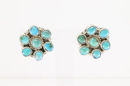 Native America Navajo Sterling Silver Kingman Turquoise Post Earring's By Maxine Ramirez.
