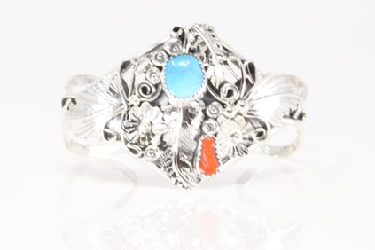 Native America Navajo Sterling Silver Coral & Turquoise Bracelet By Harry B.Yazzie.