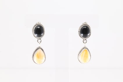 Native America Navajo Sterling Silver Spiny Oyster & Black Onyx Post / Dangling Earring's By Theresa