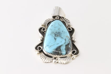 Native America Navajo Sterling Silver Kingman Turquoise Pendant By Lionel Calladito.
