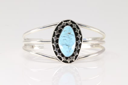 Native America Navajo Sterling Silver Turquoise  Bracelet  Cuff By Raymond Yazzie.