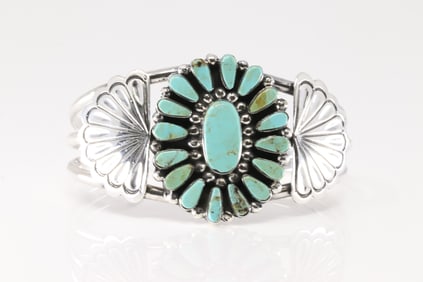 Native America Navajo Sterling Silver Kingman Turquoise Bracelet Cuff.