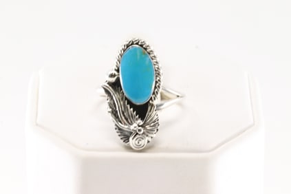 Native America Navajo Sterling Silver Turquoise Ring By Gwendolyn Burnside.