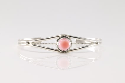 Native America Navajo Sterling Silver Pink Conch Shell Bracelet Cuff By Esther White.