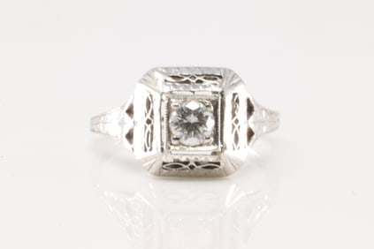 Art Deco Diamond Filigree Ring 18Kt.