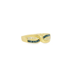 Sapphire & Diamond Ring 18Kt.