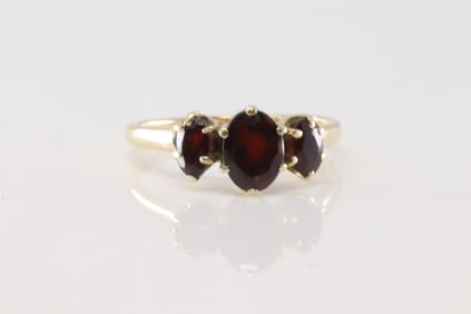 Garnet Ring 14Kt.