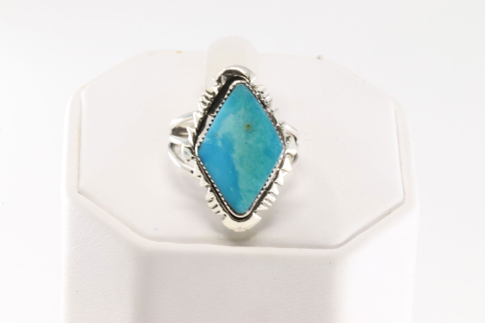 Native America Navajo Sterling Silver Turquoise Ring By Calvin Belin.