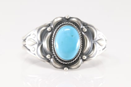 Native America Navajo Sterling Silver Kingman Turquoise Bracelet Cuff By Ray Delgarito.