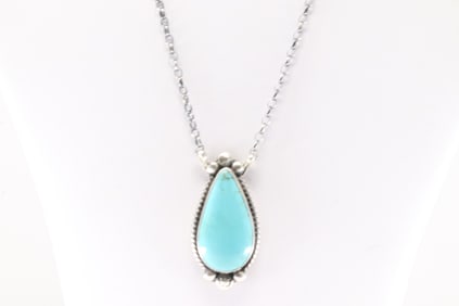 Native America Navajo Sterling Silver Kingman Turquoise Necklace By Augustine Largo.