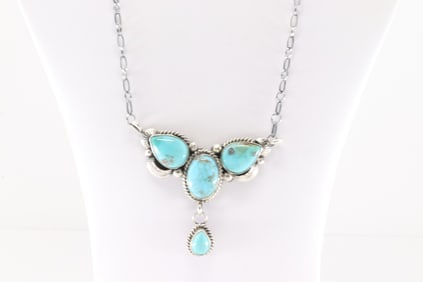 Native America Navajo Sterling Silver Kingman Turquoise Necklace By Juanita Long.