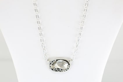 Native America Navajo Sterling Silver Leaf Necklace By Sammie Burnside.