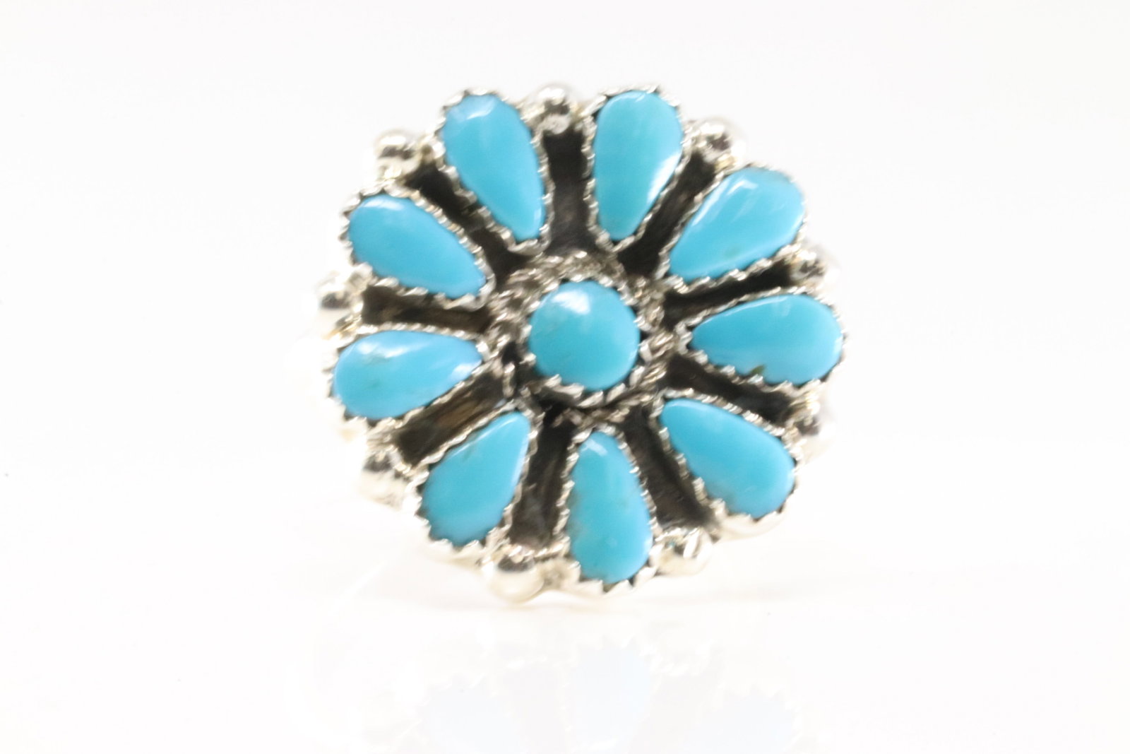 Native America Navajo Sterling Silver Turquoise Ring By Alicia Wilson.: This is a Native America Navajo Sterling Silver Turquoise Ring By Alicia Wilson. Ring size: 9.00.