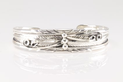 Native America Navajo Sterling Silver Feather Bracelet Cuff By Darrell Morgan.