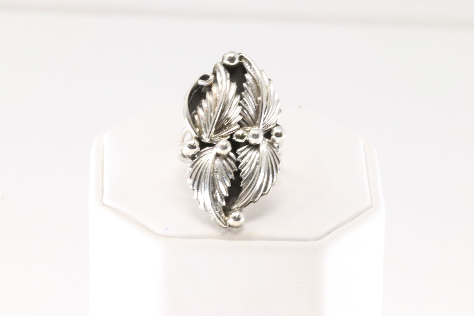 Native American Navajo Sterling Silver Ring Leaf By Gregg Yazzie. (1 of 4)