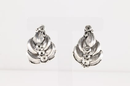Native America Navajo Sterling Silver Leaf Post Earring's By Darrell Morgan.