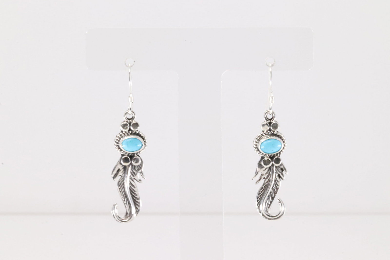 Native America Navajo Sterling Silver Turquoise Feather Dangling Earring's By Sharon McCarthy.: This is a Native America Navajo Sterling Silver Turquoise Feather Dangling Earring's By Sharon McCarthy.