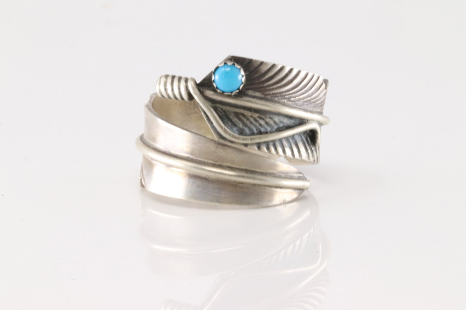 Native America Navajo Sterling Silver Turquoise Feather Ring By C.C.: This is a Native America Navajo Sterling Silver Turquoise Feather Ring By C.C. Ring size: 8.00.