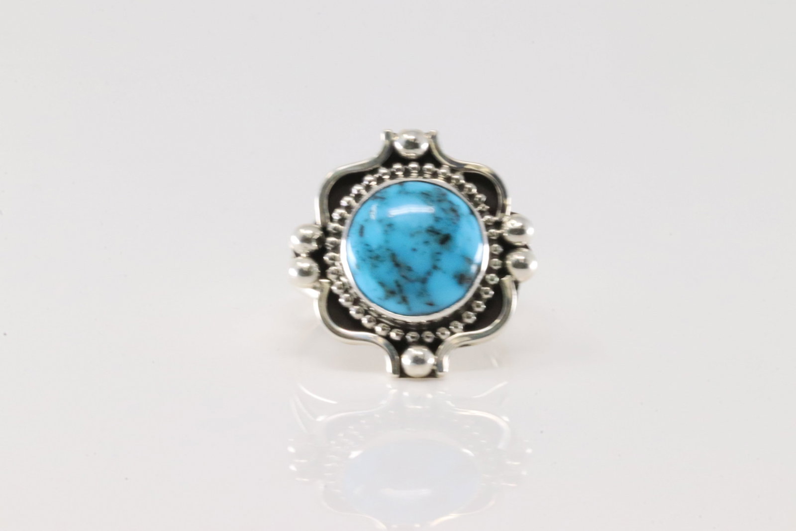 Native America Navajo Sterling Silver Turquoise Ring By Amanda Larry.: This is a Native America Navajo Sterling Silver Turquoise Ring By Amanda Larry. Ring size: 7.75.