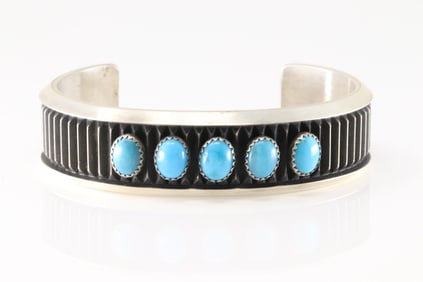 Native America Navajo Sterling Silver Turquoise Bracelet Cuff By L.Tahe.