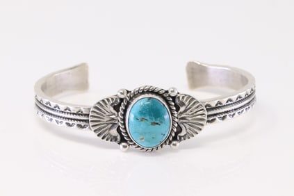 Native America Navajo Sterling Silver Turquoise Bracelet Cuff By G.Hale.