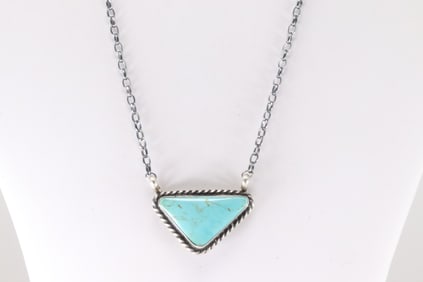 Native America Navajo Sterling Silver Kingman Turquoise Necklace By Augustine Largo.