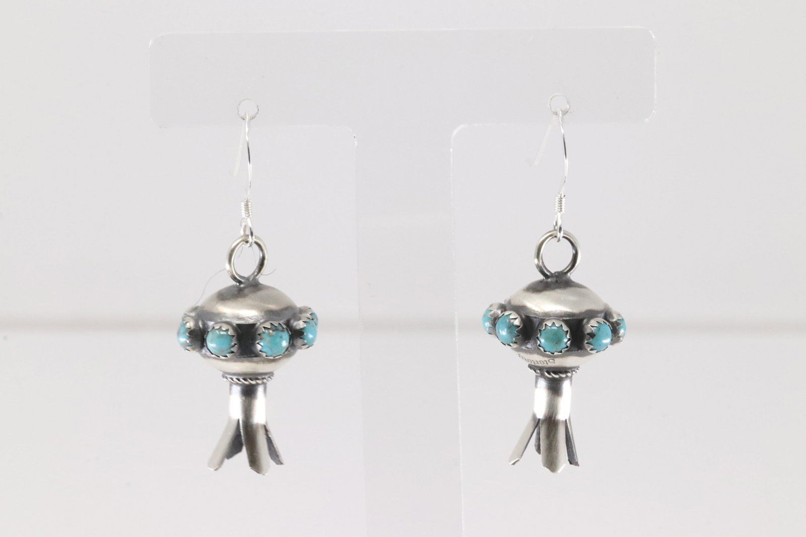 Native America Navajo Sterling Silver Kingman Turquoise Blossom Dangling Earring's By Monica Smith.: This is a Native America Navajo Sterling Silver Kingman Turquoise Blossom Dangling Earring's By Monica Smith.
