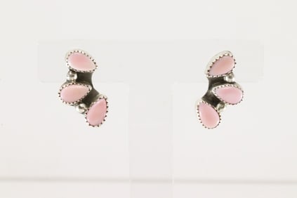 Native America Navajo Sterling Silver Pink Conch Shell Post Earring's By Maxine Ramirez.