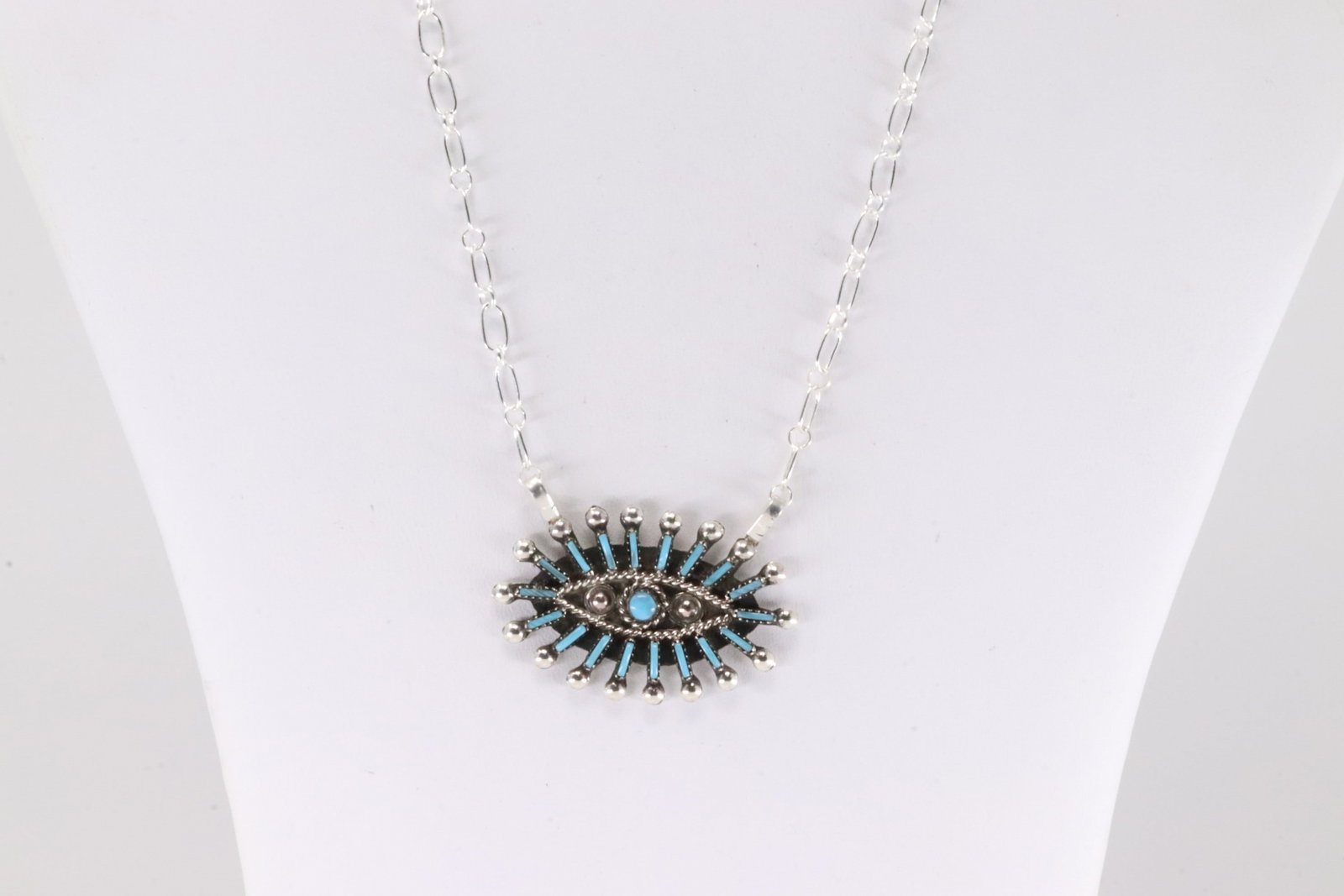 Native America Zuni Sterling Silver Turquoise Necklace By Philander Gia.: This is a Native America Zuni Sterling Silver Turquoise Necklace By Philander Gia. Necklace length: 18.00"