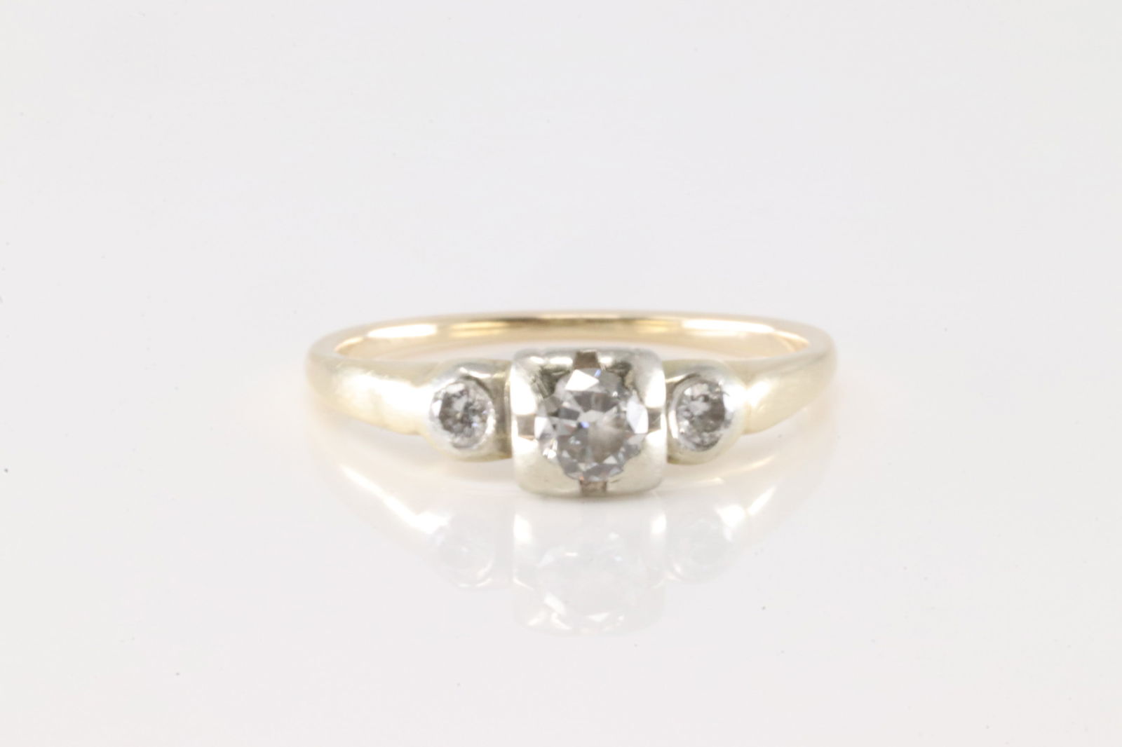 Vintage Diamond Ring 10Kt. (1 of 4)
