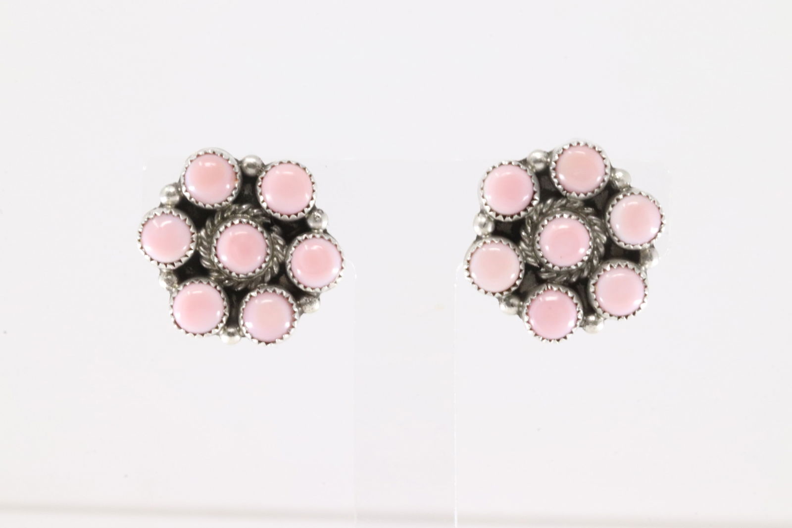 Native America Navajo Sterling Silver Pink Conch Shell Post Earring's By Maxine Ramirez. (1 of 4)