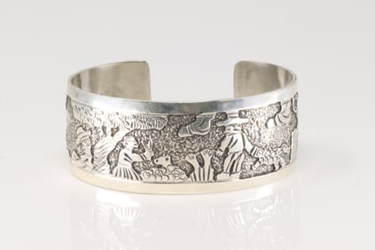 Native America Navajo Sterling Silver Solid Storyteller Bracelet Cuff By B.