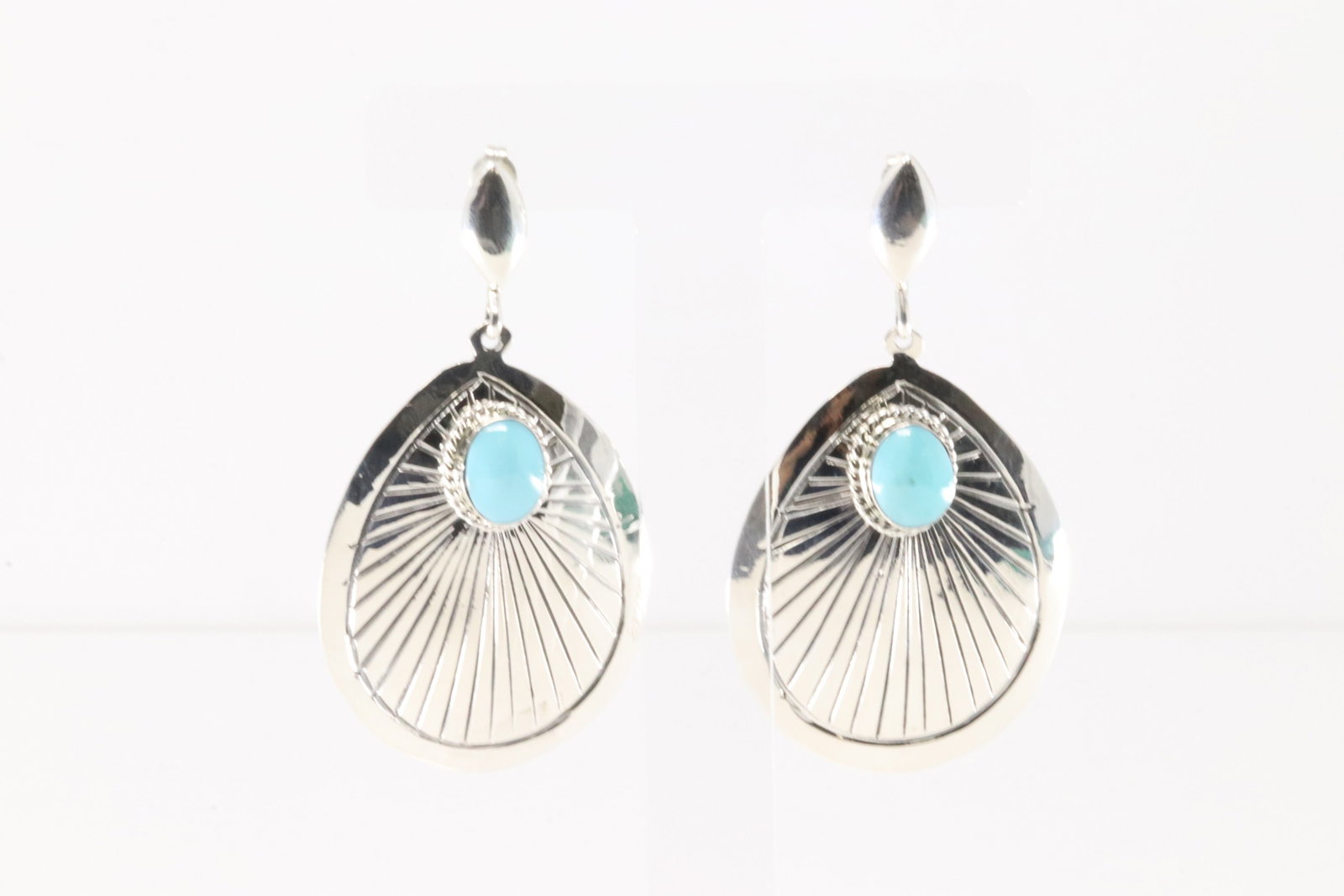 Native America Navajo Sterling Silver Turquoise Post / Dangling Earring's By Sheena Jack.: This is a Native America Navajo Sterling Silver Turquoise Post / Dangling Earring's By Sheena Jack.