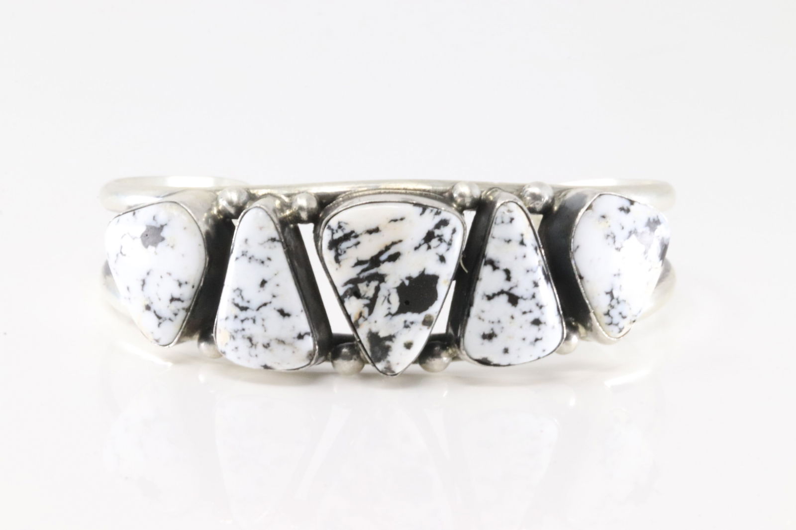 Native America Navajo Sterling Silver White Buffalo Bracelet Cuff By Augustine Largo. (1 of 4)