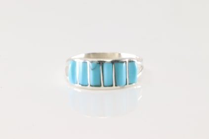 Native America Navajo Sterling Silver Turquoise Inlay Ring.