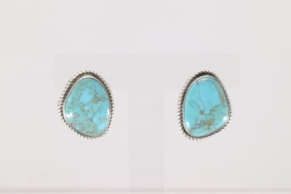 Native America Navajo Sterling Silver Kingman Turquoise Post Earring's By Judith Dixon.
