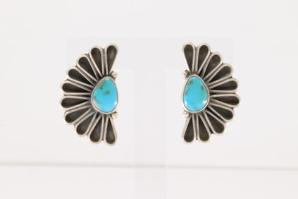 Native America Navajo Sterling Silver Kingman Turquoise Post Earring's By Geraldine James.