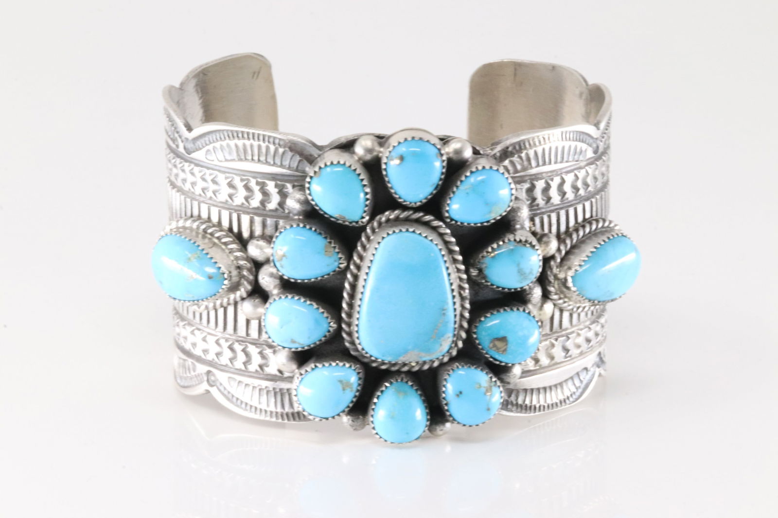 Native America Navajo Sterling Silver Kingman Turquoise Bracelet Cuff By Tilli John. (1 of 5)