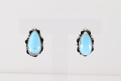 Native America Navajo Sterling Silver Kingman Turquoise Post Earring's By Freida Martinez.