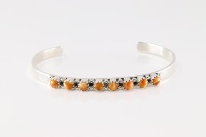 Native America Navajo Sterling Silver Spiny Oyster Bracelet Cuff. G.P.S.R.Y.