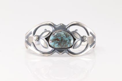 Native America Navajo Sterling Silver Kingman Turquoise Bracelet Cuff By Henry Morgan.