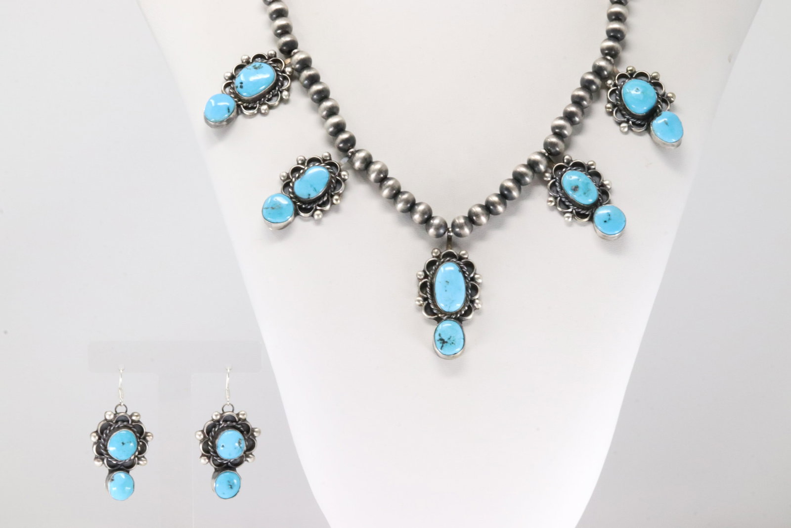 Native American Navajo Sterling Silver Kingman Turquoise Necklace & Earring's Set By Wilson Dawes. (1 of 6)