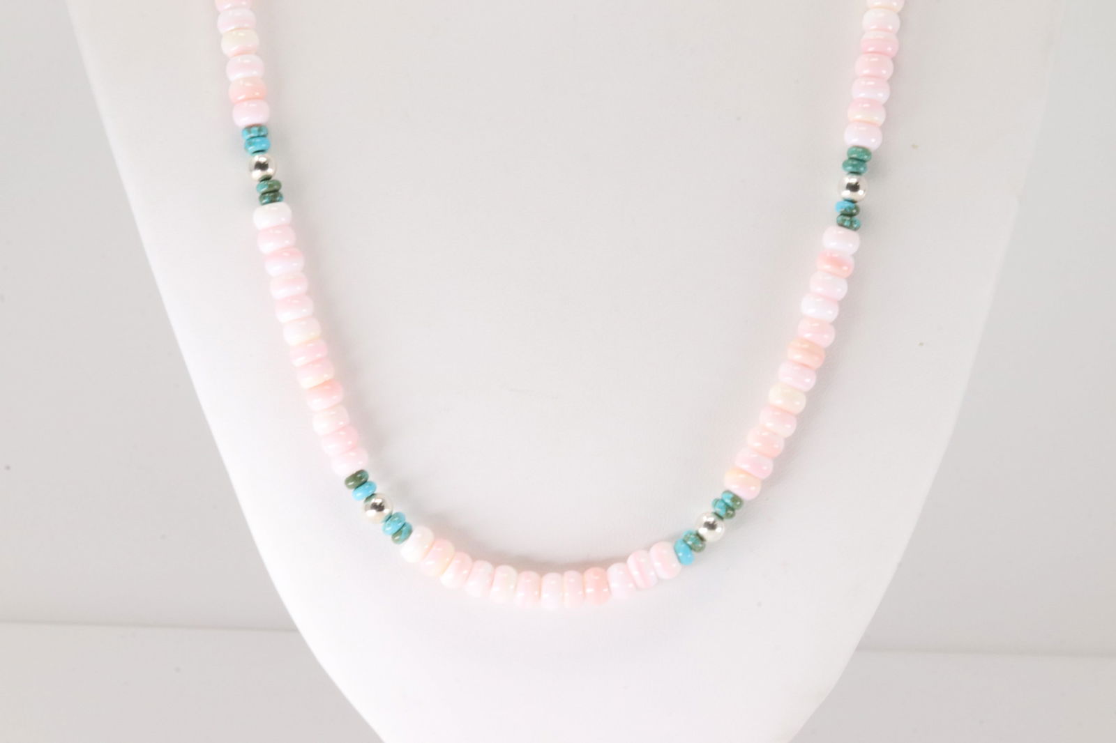 Native America Navajo Sterling Silver Pink Shell Conch & Turquoise Necklace. (1 of 3)