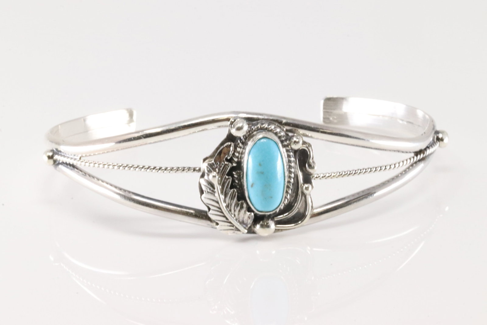 Native America Navajo Sterling Silver Turquoise Bracelet Cuff By Grace Kenneth.: This is a Native America Navajo Sterling Silver Turquoise Bracelet Cuff By Grace Kenneth.
