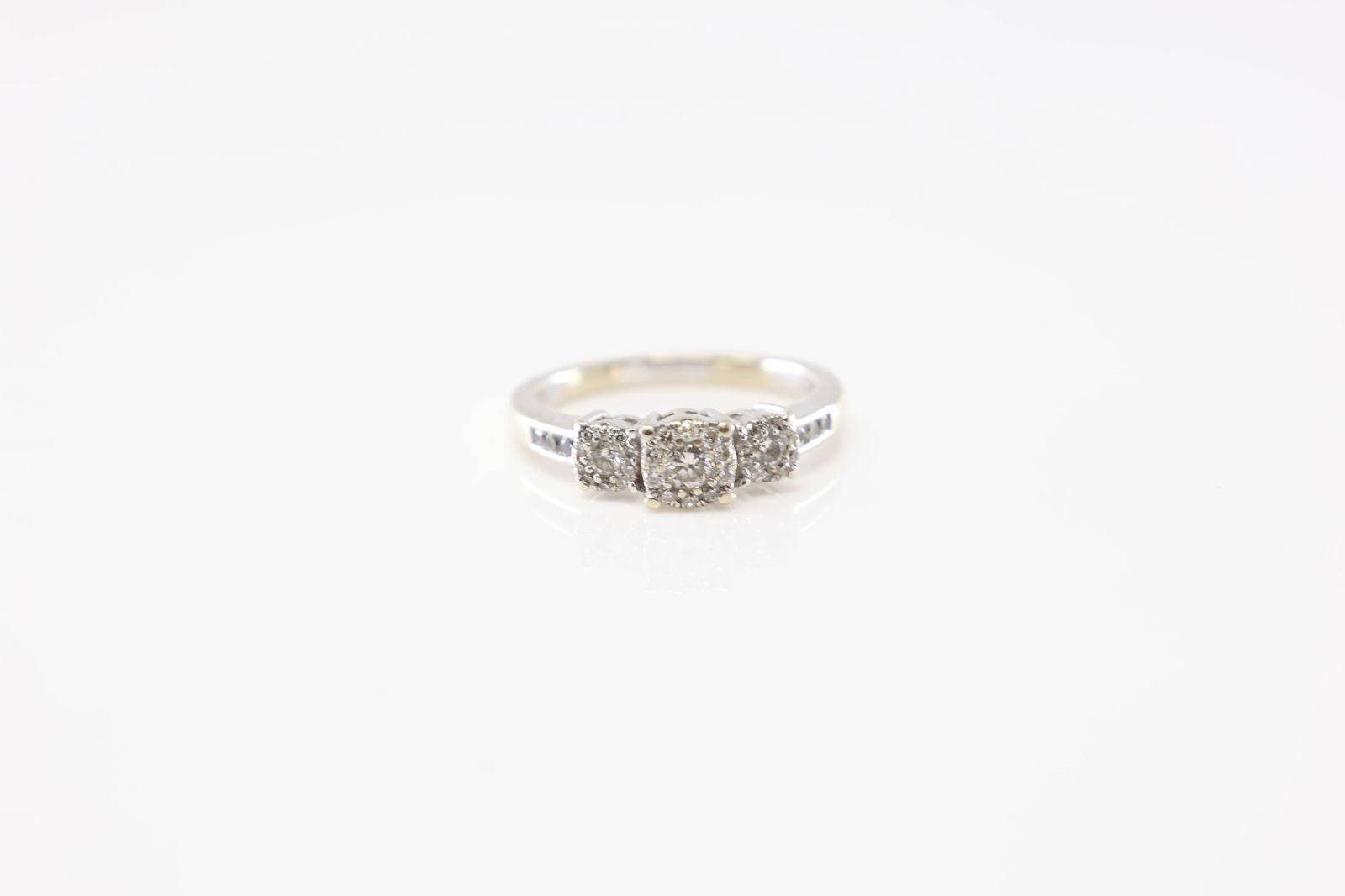 Diamond Ring 14Kt. (1 of 4)