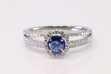 14kt White Gold Sapphire Diamond Ring.