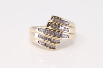 Diamond Ring 10Kt.