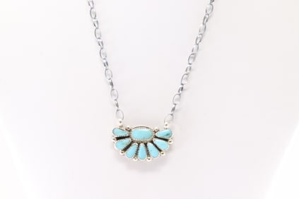 Native America Navajo Sterling Silver Kingman Turquoise Necklace By Alicia Wilson.